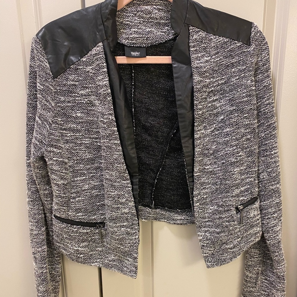 Mossimo Supply Co. Cropped Blazer